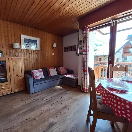 Les Apartment